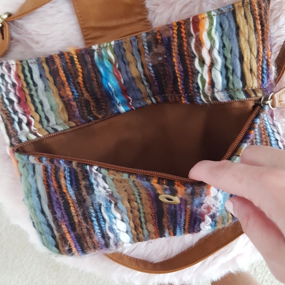 Purse - Picture 2 of 5